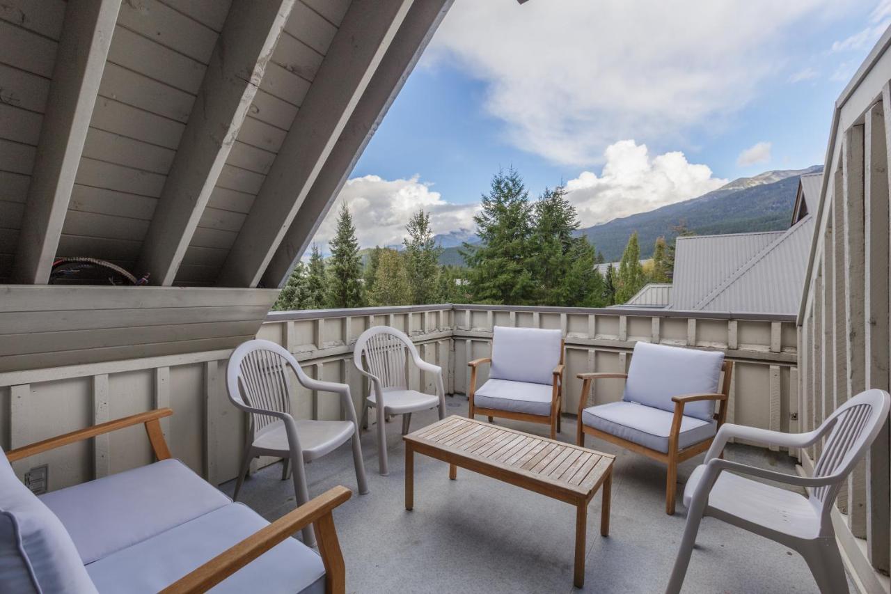 Lagoons By Cozystay Signature Whistler Exterior foto