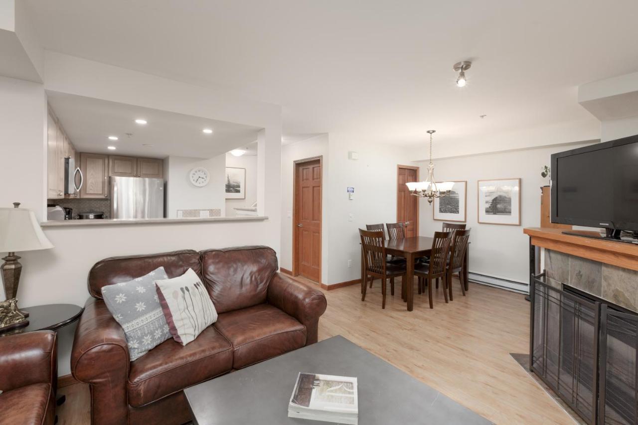 Lagoons By Cozystay Signature Whistler Exterior foto